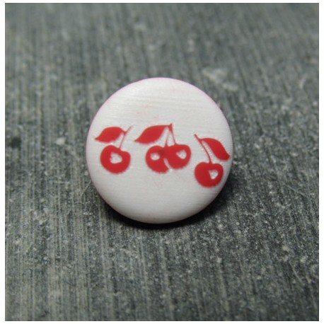 Bouton cerise coeur 13 mm