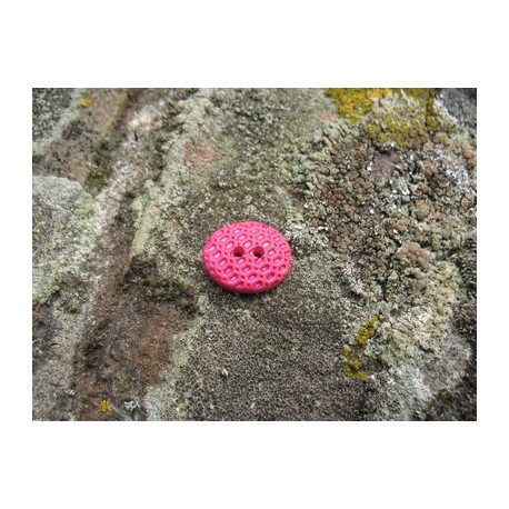 Bouton gaufre oval fuschia 15mm