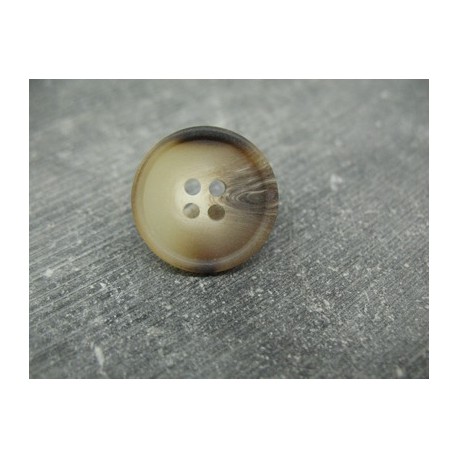 Bouton imitation corne beige 20mm