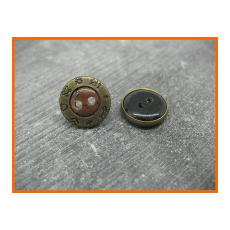 Bouton métal vieil or résine marron 14mm